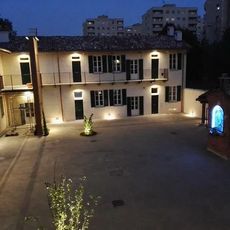 Cascina Cotica 公寓